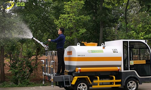 降塵霧炮灑水車適合景區(qū)使用嗎？