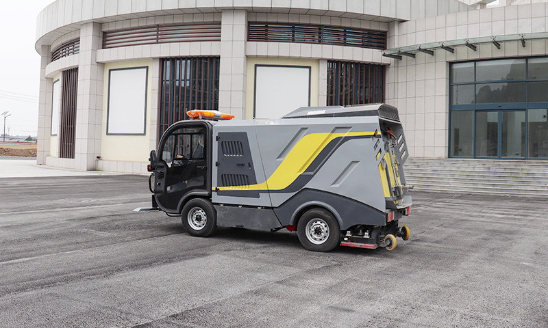 純電動深度清潔車輔道人行道深度清潔有妙招！移動式清洗盤，輕輕松松搞定地面污漬！