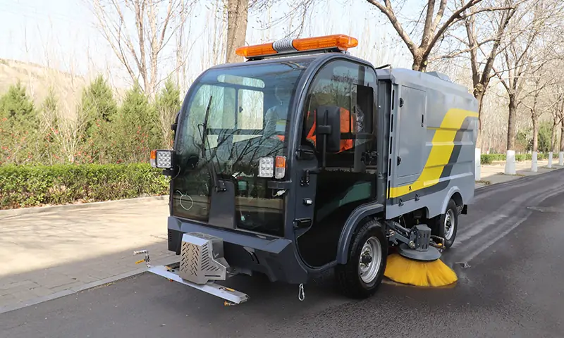 未來環(huán)保新時代：小型純電動洗掃車的革命性擔(dān)當