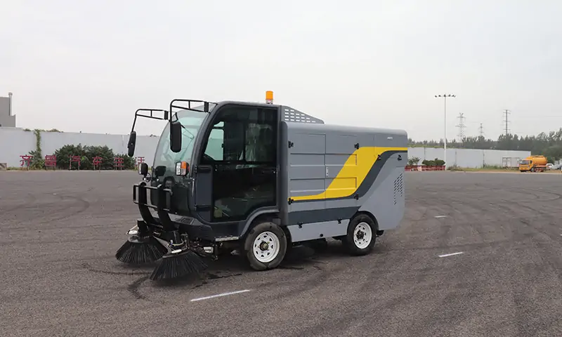 新品純電動清掃車：環(huán)保、高效、便捷的城市清潔利器