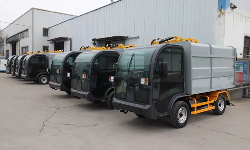 新能源四輪垃圾清運(yùn)車：高效環(huán)保，助力城市環(huán)境衛(wèi)生建設(shè)