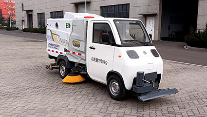 新能源洗掃車BY-CS2000車輛底盤
