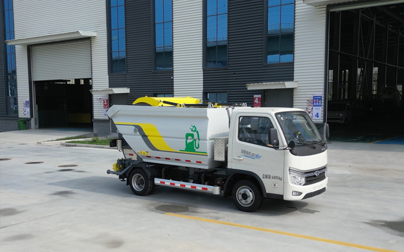新能源自裝卸式垃圾車(chē)BY-LH4500