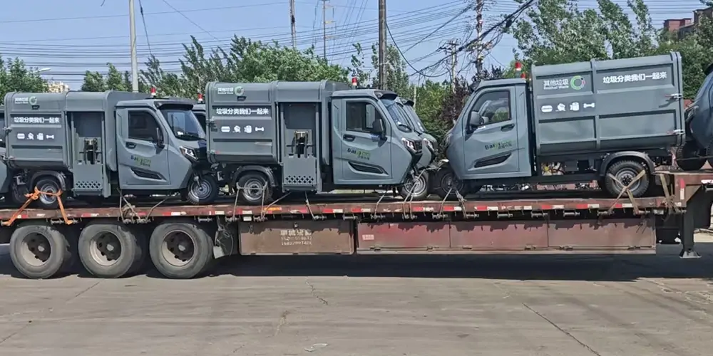 新能源側(cè)裝式垃圾清運(yùn)車，側(cè)裝垃圾車，垃圾車，新能源垃圾車