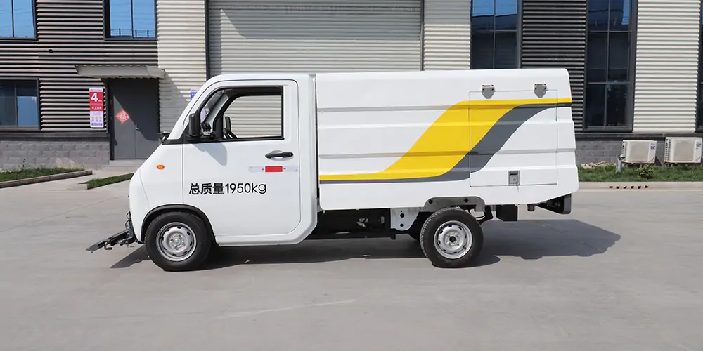 新能源路面養(yǎng)護(hù)車(chē)，高壓清洗車(chē)，高壓沖洗車(chē)，路面養(yǎng)護(hù)車(chē)