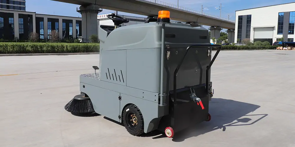 純電動(dòng)清掃車，電動(dòng)清掃車，小型電動(dòng)掃地車，電動(dòng)掃地車